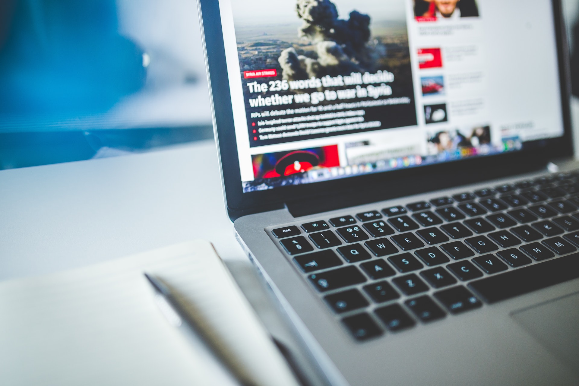 How to earn money from a news website?